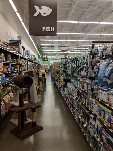 Pet Supply Store «Pet Supplies Plus», reviews and photos, 20020 Ashbrook Commons Plaza #150, Ashburn, VA 20147, USA