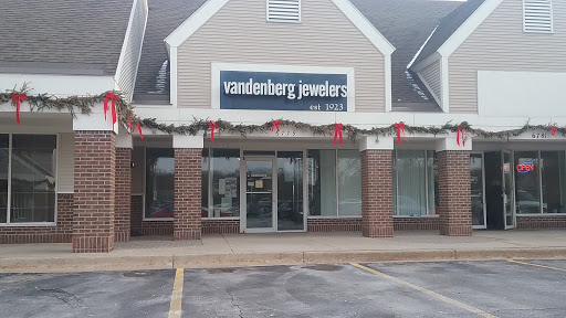 Vandenberg Jewelers, 6779 Cascade Rd SE, Grand Rapids, MI 49546, USA, 