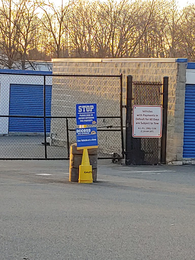 Self-Storage Facility «Access Self Storage», reviews and photos, 135 Amboy Ave, Woodbridge, NJ 07095, USA