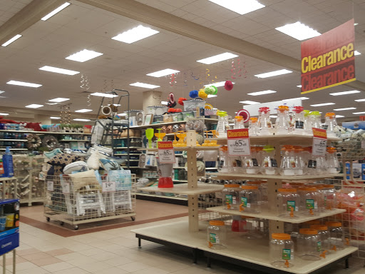 Home Goods Store «Christmas Tree Shops», reviews and photos, 65 Faunce Corner Rd, North Dartmouth, MA 02747, USA