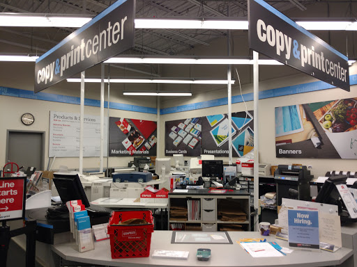 Office Supply Store «Staples», reviews and photos, 710 W Chocolate Ave, Hershey, PA 17033, USA