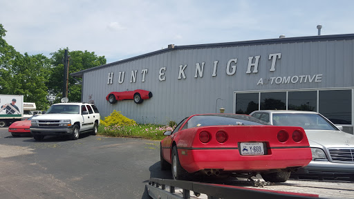 Auto Repair Shop «Hunt & Knight Automotive Technicians», reviews and photos, 2701 Watterson Trail, Louisville, KY 40299, USA