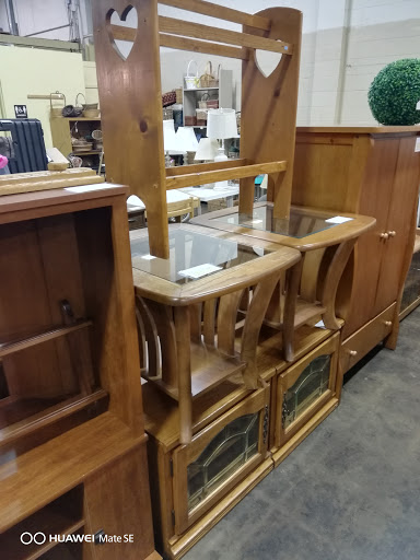 Thrift Store «Nifty Thrifty Shop LLC», reviews and photos, 4200 39th Ave, Kenosha, WI 53144, USA