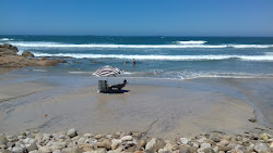Foto von Praia D'agua mit sehr sauber Sauberkeitsgrad