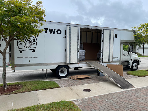 Moving and Storage Service «Two Men and a Truck», reviews and photos, 5850 Orange Dr, Davie, FL 33314, USA