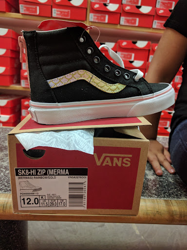 Shoe Store «WSS», reviews and photos, 9288 Sierra Ave, Fontana, CA 92335, USA