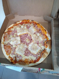 Pepperoni du Pizzas à emporter Chanceaux pizza à Chanceaux-sur-Choisille - n°1