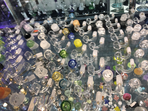 Tobacco Shop «Auburn Smoke Shop», reviews and photos, 2420 Grass Valley Hwy, Auburn, CA 95603, USA