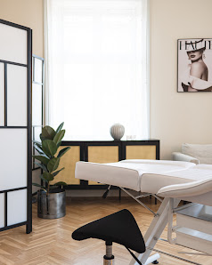 Miriams Hudvård & Massage Södra Kungsgatan 42, 802 52 Gävle, Sverige