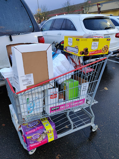 Shopping Mall «Argyle Square Shopping Center», reviews and photos, 8315 SW Jack Burns Blvd, Wilsonville, OR 97070, USA