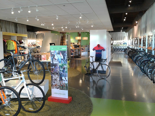 Bicycle Store «roll: Bike Shop on Polaris - Columbus», reviews and photos, 2017 Polaris Pkwy, Columbus, OH 43240, USA