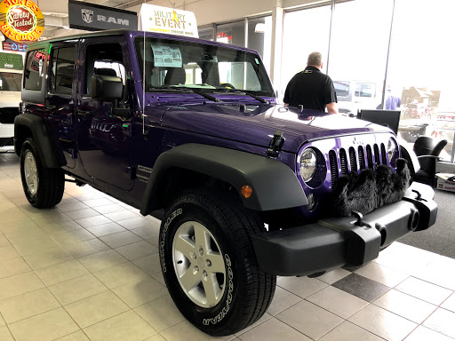 Car Dealer «Lucas Chrysler Jeep Dodge RAM», reviews and photos, 1624 NJ-38, Lumberton, NJ 08048, USA