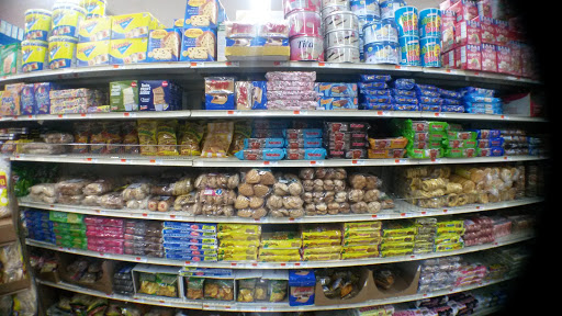 Supermarket «Little Apple Market», reviews and photos, 630 N 7th St, Allentown, PA 18102, USA