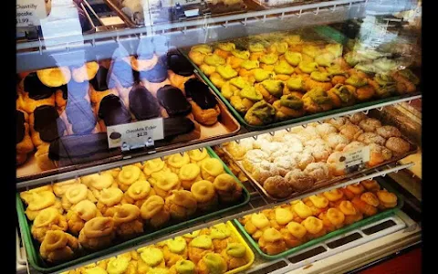 Liliha Bakery image