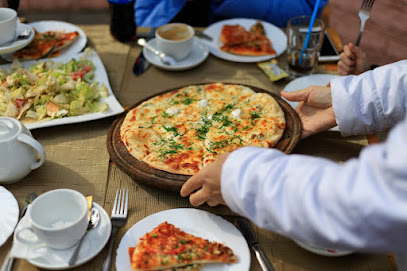 Pizzería Alberobello Gijón - Av. de la Costa, 55 Bis, 33201 Gijón, Asturias, Spain