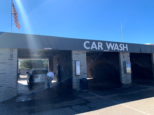 Green Valley Car Wash en Green Valley