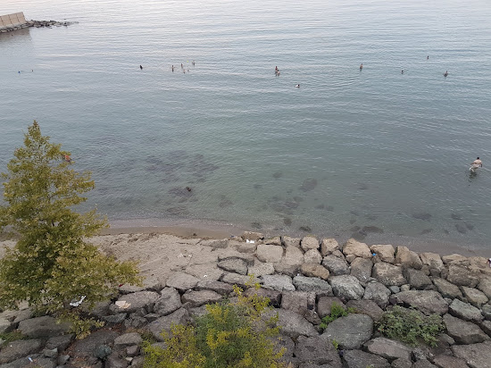 Surmene Voha Beach