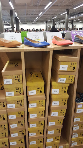 Shoe Store «DSW Designer Shoe Warehouse», reviews and photos, 8236 MN-7, St Louis Park, MN 55426, USA