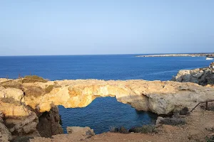 Φυσικό Γεφύρι - Καμάρα του Κόρακα image