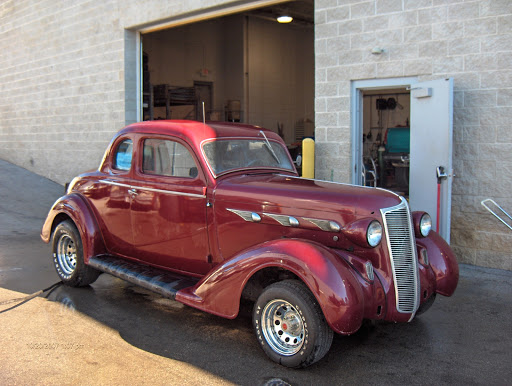 Auto Repair Shop «North Avenue Automotive», reviews and photos, 5714 W North Ave, Milwaukee, WI 53208, USA