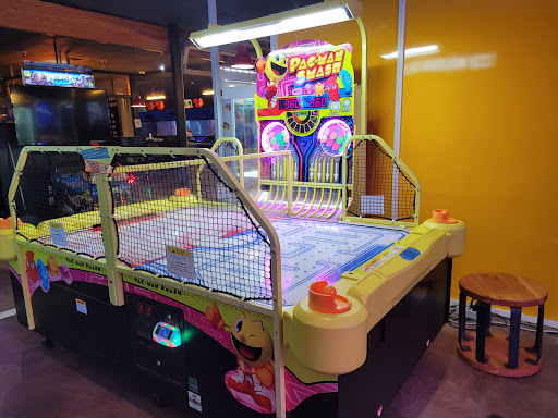 Bowling Alley «Bowlero Woodlands», reviews and photos, 27000 Interstate 45 N, The Woodlands, TX 77385, USA