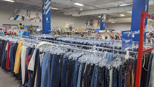 Thrift Store «Goodwill», reviews and photos