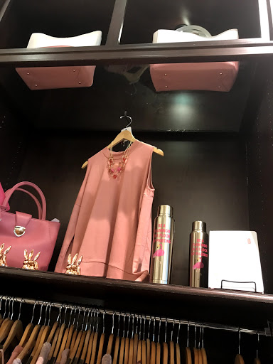 Fashion Accessories Store «Charming Charlie», reviews and photos, 5175 Deerfield Blvd, Mason, OH 45040, USA