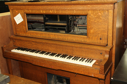 Thrift Store «The Main Place Thrift Store», reviews and photos, 1631 El Camino Real, Tustin, CA 92780, USA