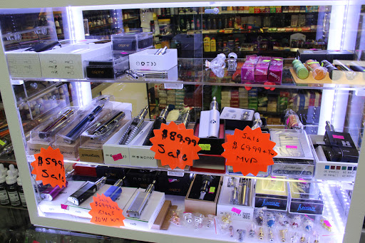 Tobacco Shop «Amsterdam Smoke Shop», reviews and photos, 510 W Court St, Seguin, TX 78155, USA