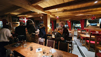 Atmosphère du Restaurant L'Outa à La Clusaz - n°10