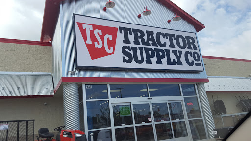 Home Improvement Store «Tractor Supply Co.», reviews and photos, 936 E Washington St, Winchester, IN 47394, USA