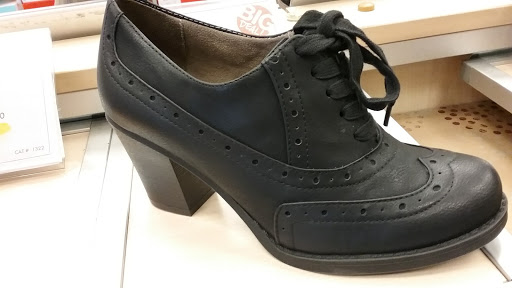 Shoe Store «DSW Designer Shoe Warehouse», reviews and photos, 16920 SW 72nd Ave, Tigard, OR 97224, USA