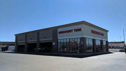Tire Shop «Discount Tire Store - Littleton, CO», reviews and photos, 2307 W Belleview Ave, Littleton, CO 80120, USA