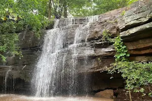 Bheemuni Paadam Waterfalls image