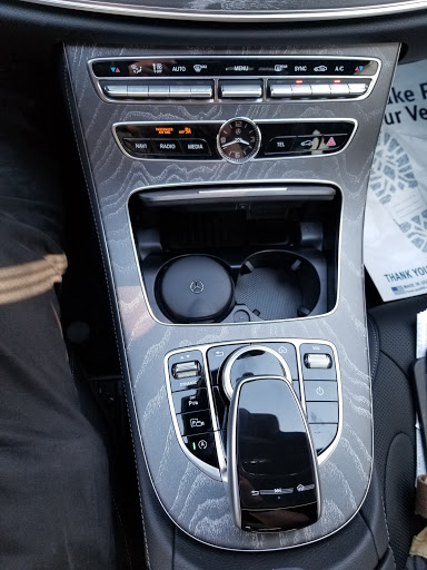 Mercedes Benz Dealer «Silver Star Motors», reviews and photos, 36-11 Northern Blvd, Long Island City, NY 11101, USA