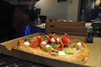 Plats et boissons du Pizzas à emporter La Perla Pizzeria - La Rochelle - n°7