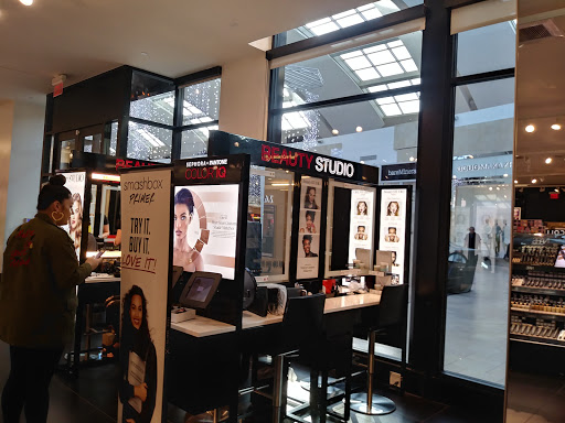 Cosmetics Store «SEPHORA», reviews and photos, 6600 Topanga Canyon Blvd, Canoga Park, CA 91303, USA