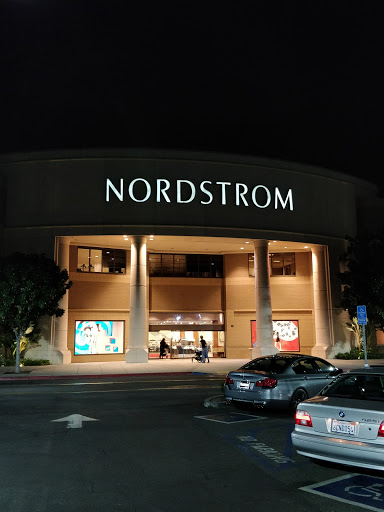 Department Store «Nordstrom Santa Anita», reviews and photos, 400 S Baldwin Ave, Arcadia, CA 91007, USA