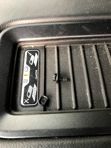 Auto Glass Shop «A&A Auto Glass Discounters & Body Shop», reviews and photos, 2011 Gessner Rd, Houston, TX 77080, USA