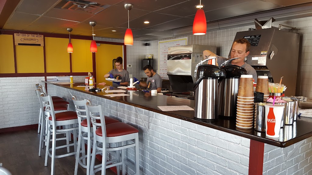 Hot Dog Johnnies 19971