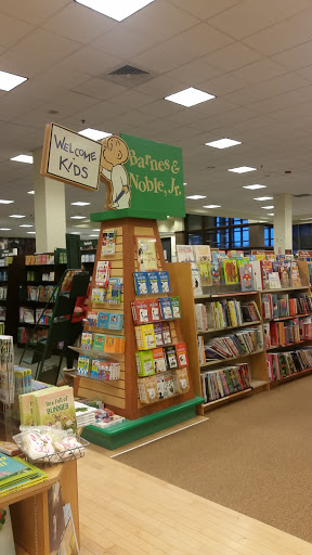 Book Store «Barnes & Noble», reviews and photos, 425 Marketplace Blvd, Hamilton Township, NJ 08691, USA