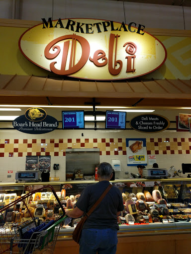 Grocery Store «Giant Food Stores», reviews and photos, 1465 W Broad St, Quakertown, PA 18951, USA