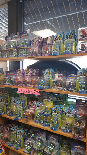 Used Clothing Store «Lovely Ladies», reviews and photos, 280 NY-211, Middletown, NY 10940, USA