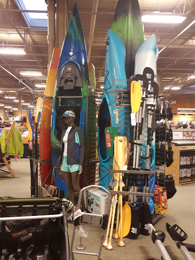 Camping Store «REI», reviews and photos, 1209 E Golf Rd, Schaumburg, IL 60173, USA