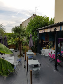 Atmosphère du Restaurant Les Jardins de Majorelle à Ormesson-sur-Marne - n°7