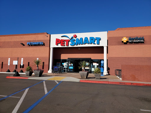 Pet Supply Store «PetSmart», reviews and photos, 8657 Villa La Jolla Dr, La Jolla, CA 92037, USA