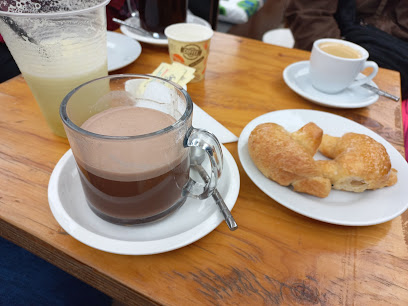 La Pajarera Cafe