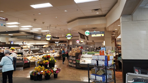 Grocery Store «Lunds & Byerlys Roseville», reviews and photos, 1601 County Rd C West, Roseville, MN 55113, USA