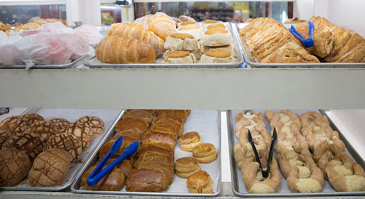 Mexican Grocery Store «El Tiempo Market», reviews and photos, 5526 Washington Ave, Houston, TX 77007, USA