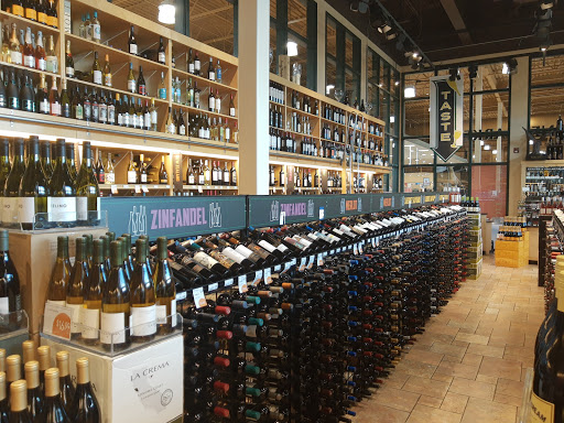 Grocery Store «Lunds & Byerlys Plymouth», reviews and photos, 3455 Vicksburg Ln N, Plymouth, MN 55447, USA